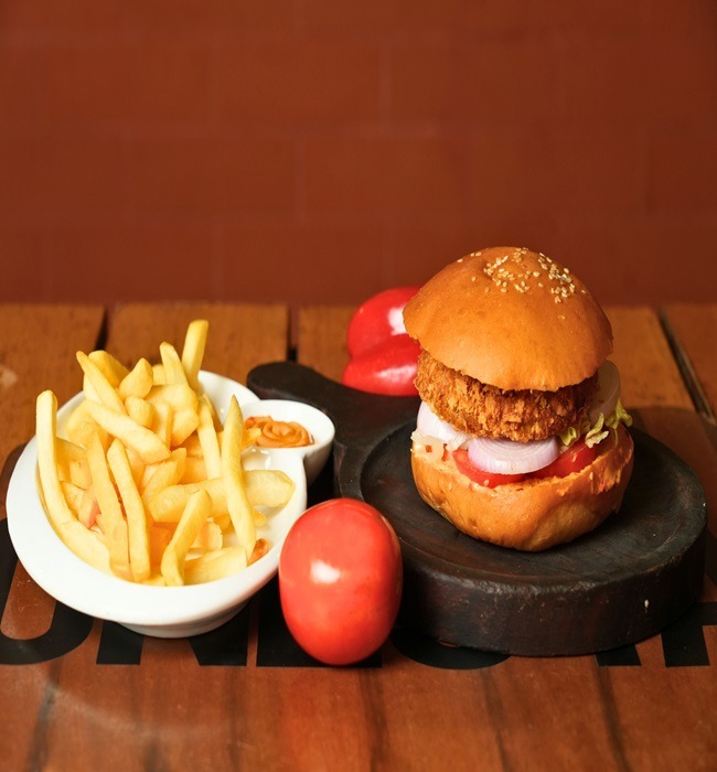 Aloo Tikki Burger & French Fries