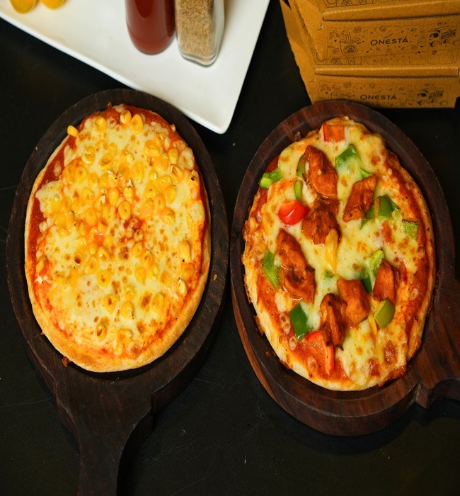 Corn Cheese Pizza & Chicken Tikka Delight