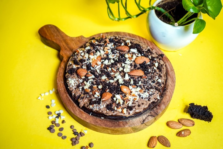 Chocolate Almond Brownie (Single Layer)